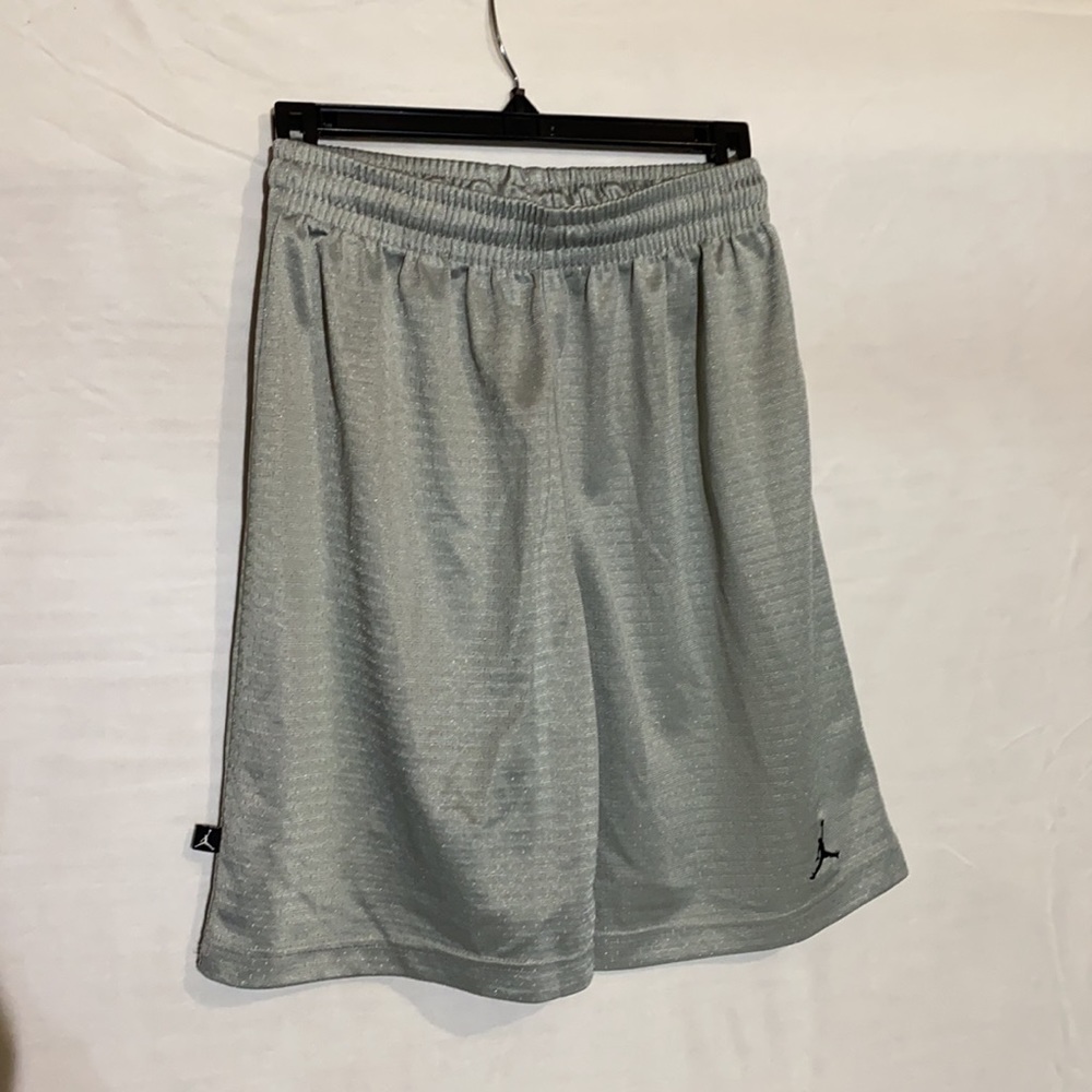 Jordan Jumpman Silver/Gray Basketball Shorts Boys L